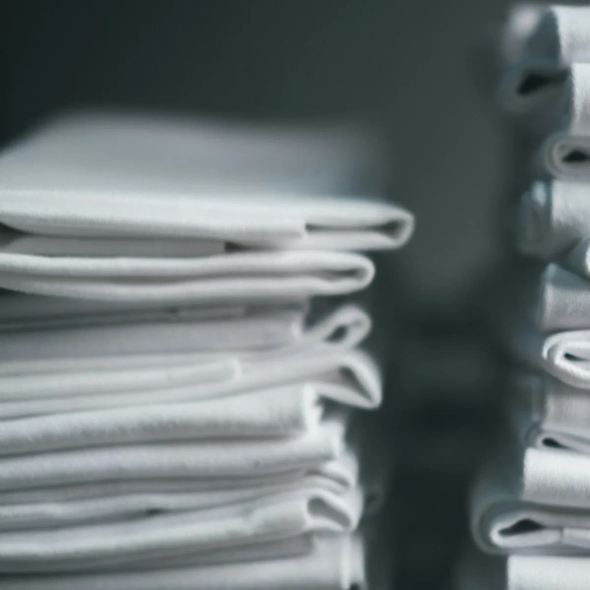Napkins & dispensers